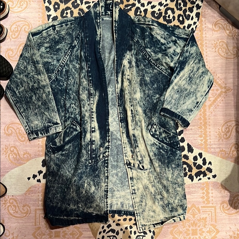 BeBe Furrrina Oversized distressed acid wash denim trench Vintage